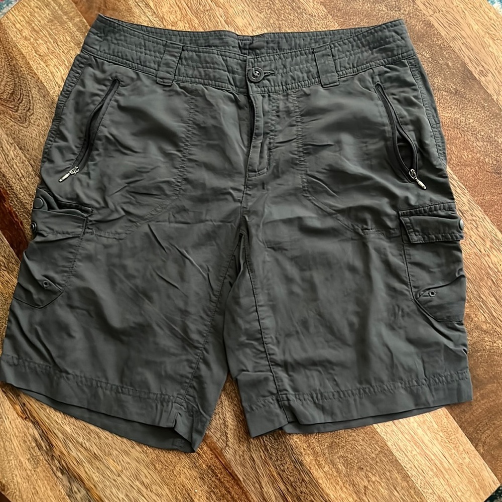 Columbia shorts